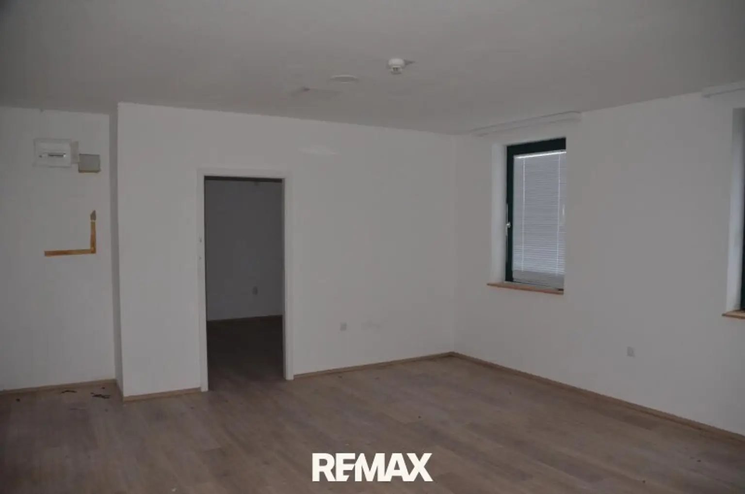 Büro_Ansicht 1