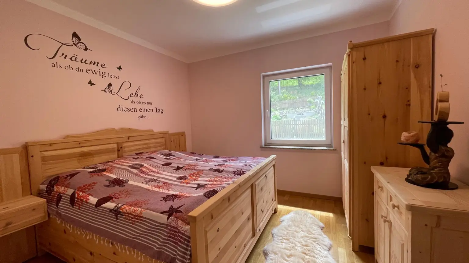 Schlafzimmer 2