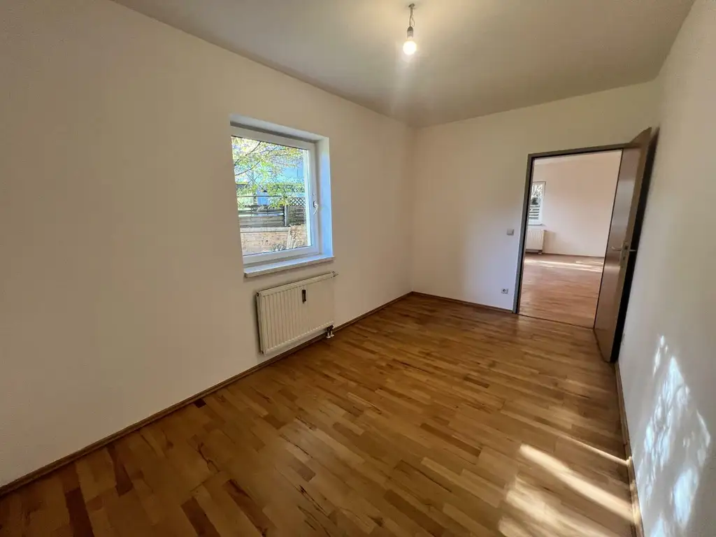 Gartenwohnung - Charmante 2 Zimmer, extra Küche, inkl. Stellplatz  ++Videorundgang++