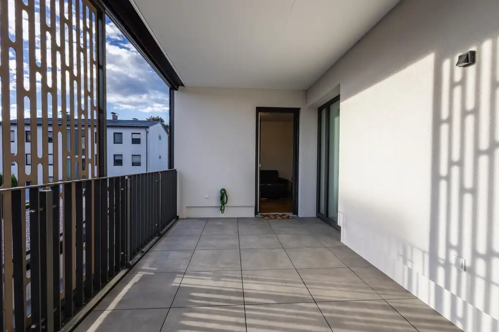 Moderne, vermietete 2-Zimmer-Wohnung mit Balkon & Tiefgarage