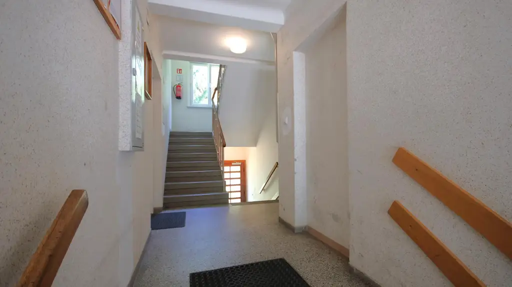 Lage, Lage, Lage! Gepflegte Kleinwohnung im Bezirk Jakomini!