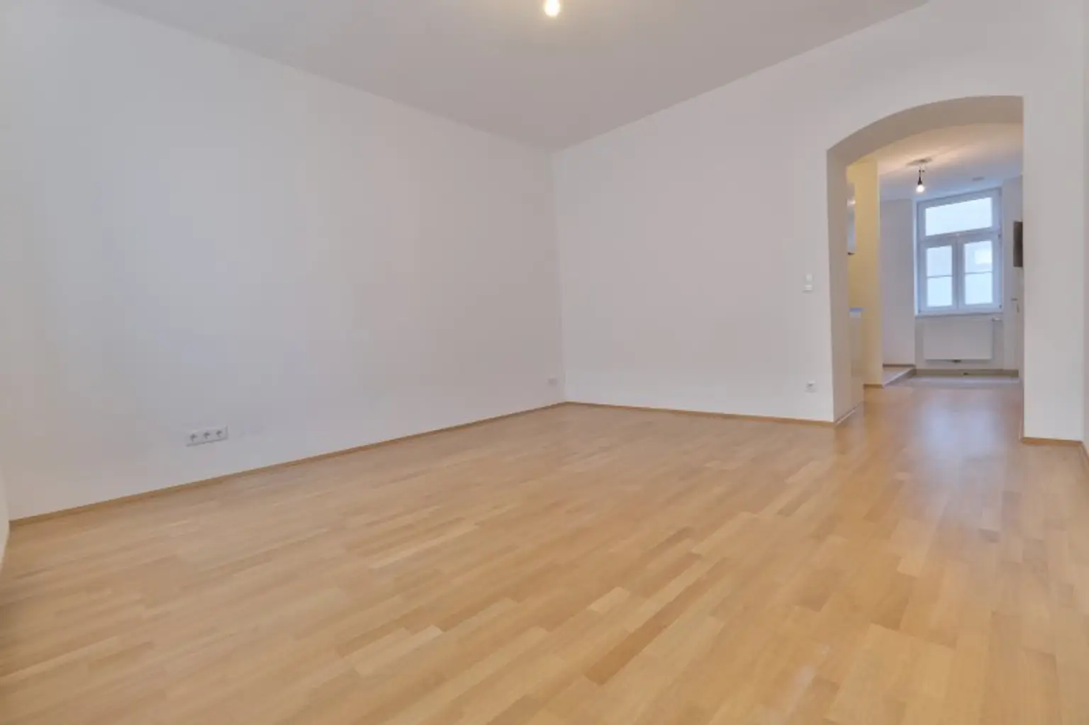 AKH Nähe! UNBEFRISTET generalsaniert 2 Zimmer