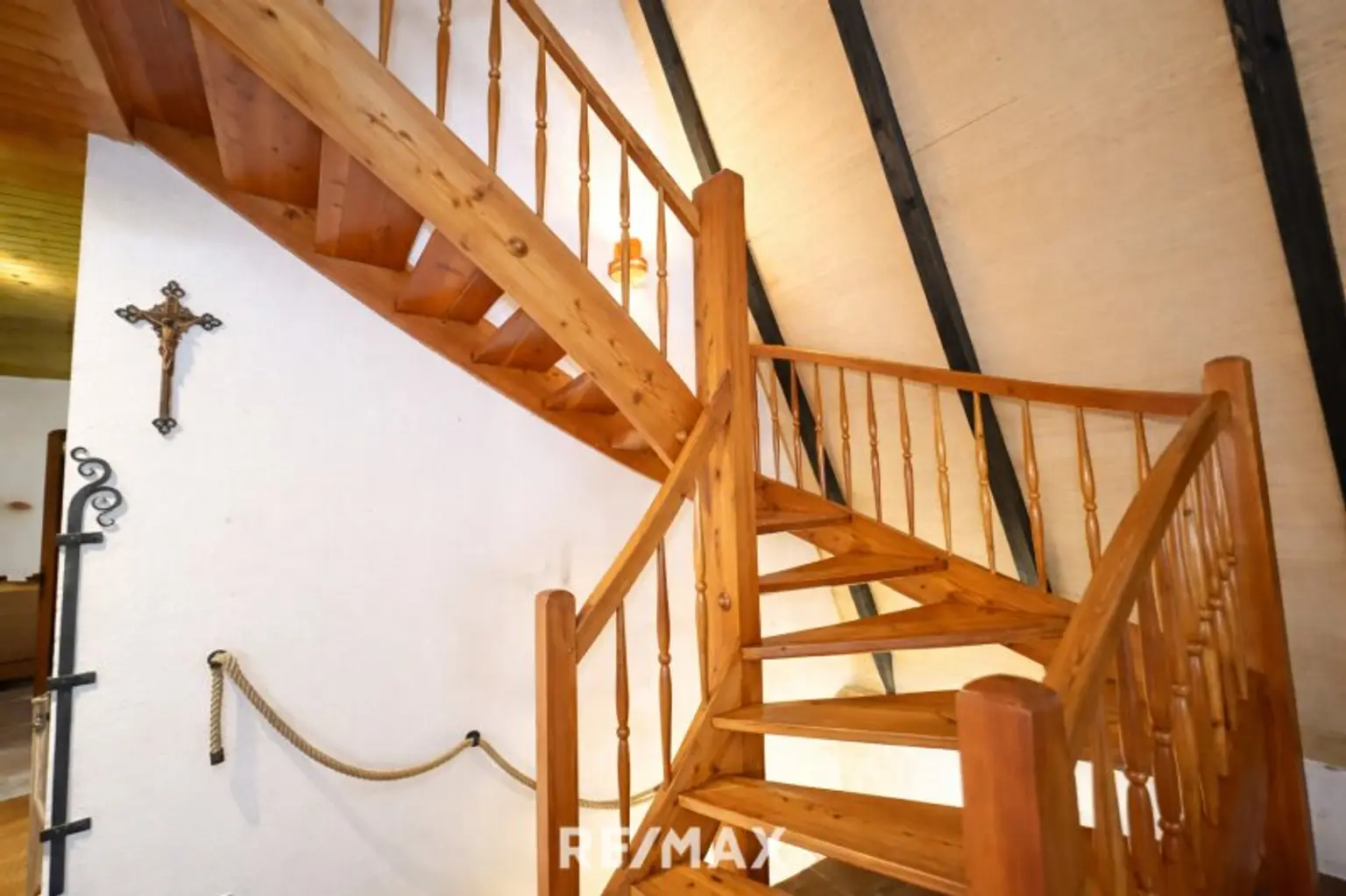 ***Einzigartiges Refugium im schwedischen Stil – Ruhe, Natur & Wohngefühl auf höchstem Niveau***