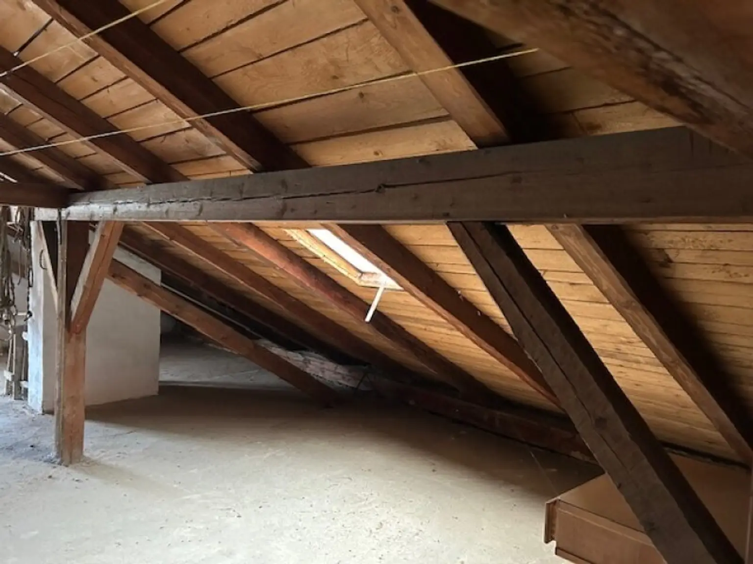 +++ TOP PREIS P.B. - KORNEUBURG, GROSSES 7 ZIMMER EIN -ZWEIFAMILIENHAUS, BENÖTIGT LIEBEVOLLE MODERNISIERUNG, toller Wintergarten und Terrasse Altbaumbestand GARTEN +++