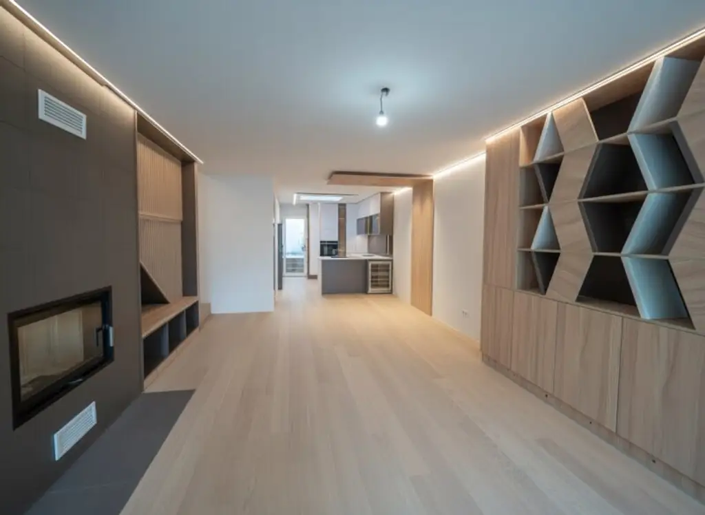 THE UNIQUE HILL SIDE RESIDENCES