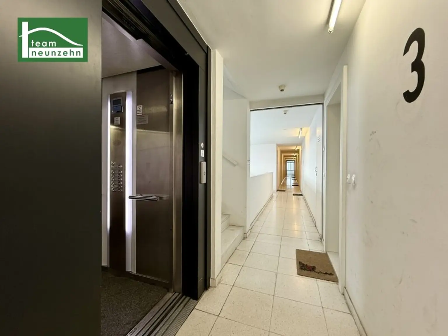 Lichtdurchflutetes Wohnen auf drei Ebenen – Stylische Maisonette mit Loggia in ruhiger Lage nahe dem Wienerberg!