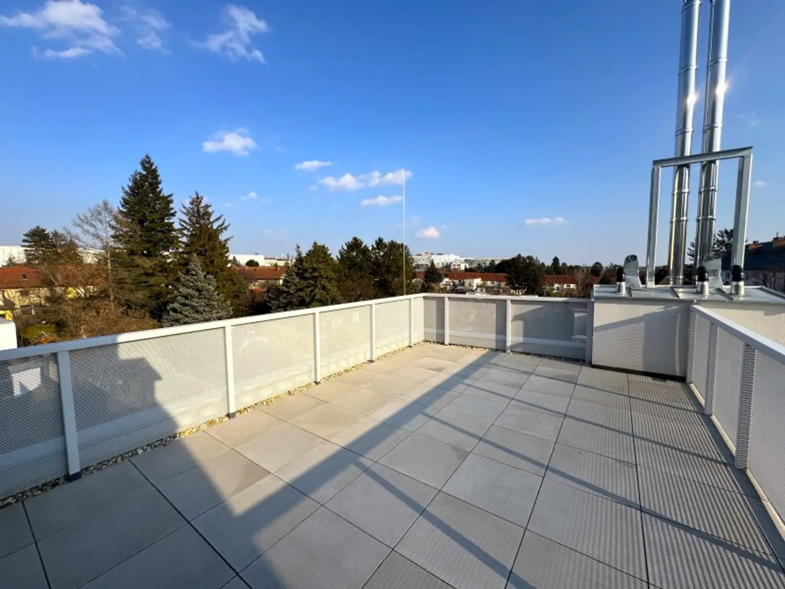 WOHNEN UND GENIESSEN IM SÜDWESTEN VON WIEN! PERFEKTE INFRASTRUKTUR – NÄHE SCHÖNBRUNN!