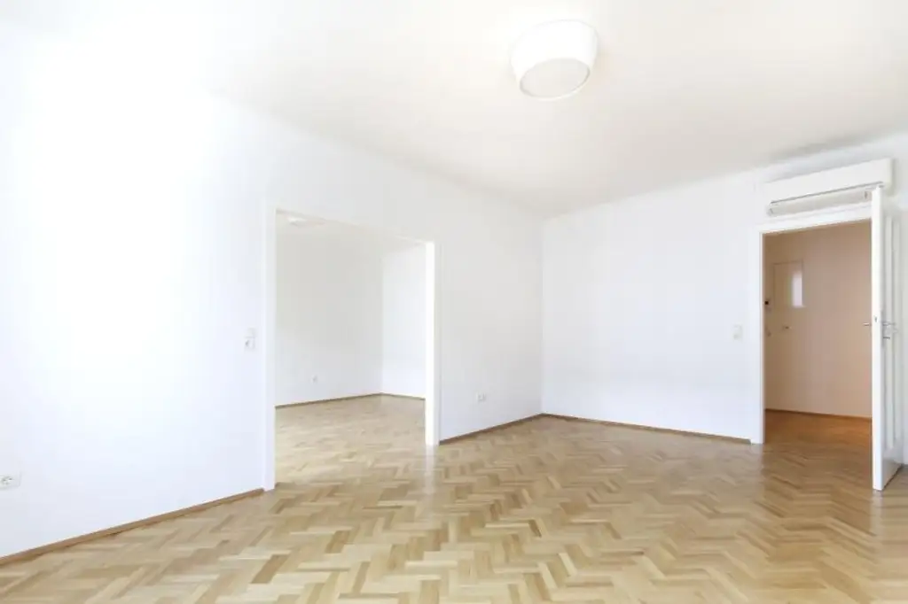 Helle 3-Zimmer-Wohnung mit Balkon im Herzen der Wiener Innenstadt