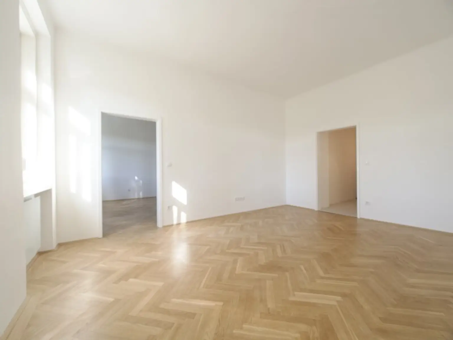 Privatverkauf / Provisionsfrei - Gemütliche Zwei-Zimmer-Altbauwohnung in Ruhelage
