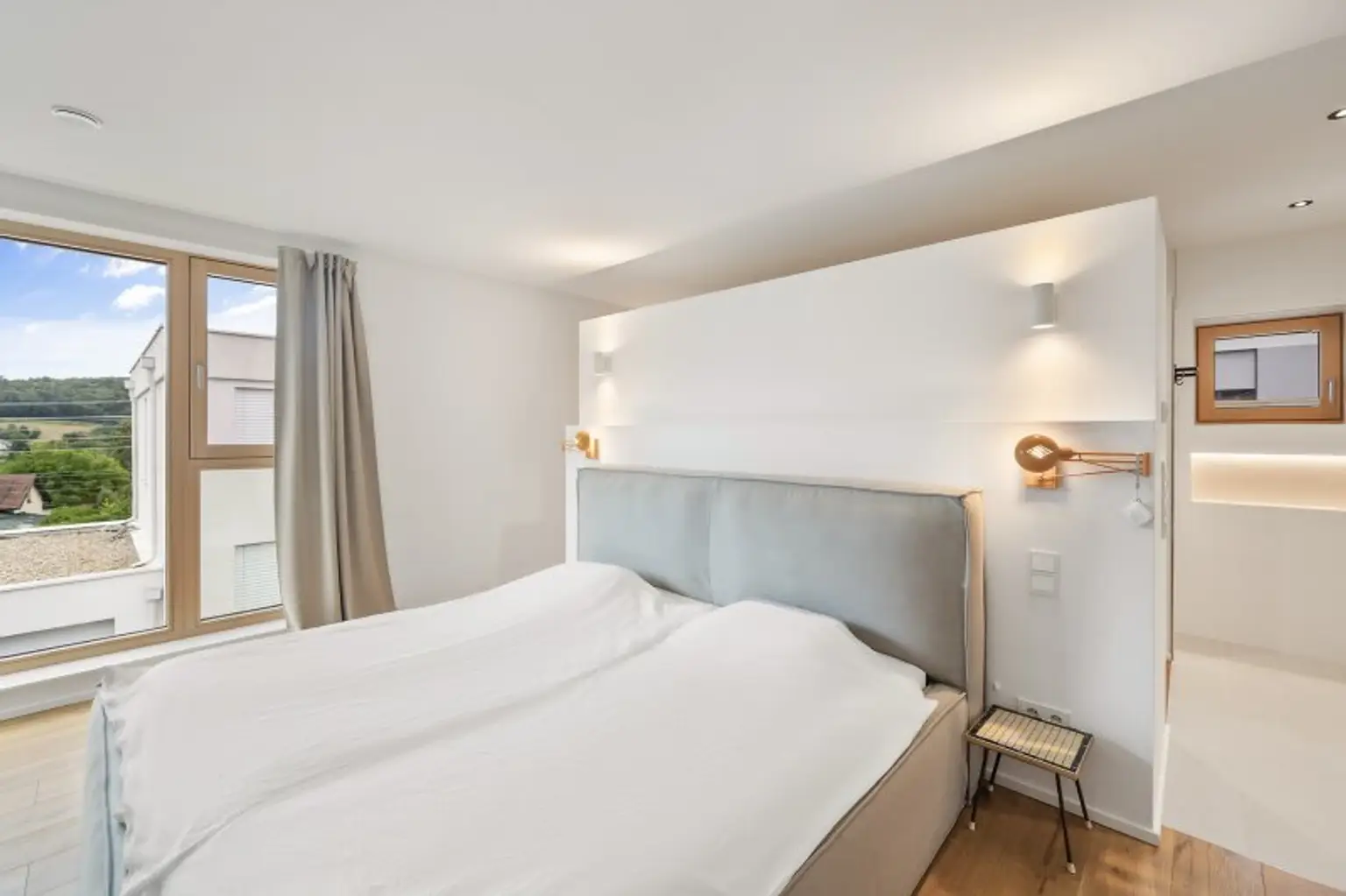 Exklusives Einfamilienhaus mit Blick auf das Sacré Coeur in Pressbaum