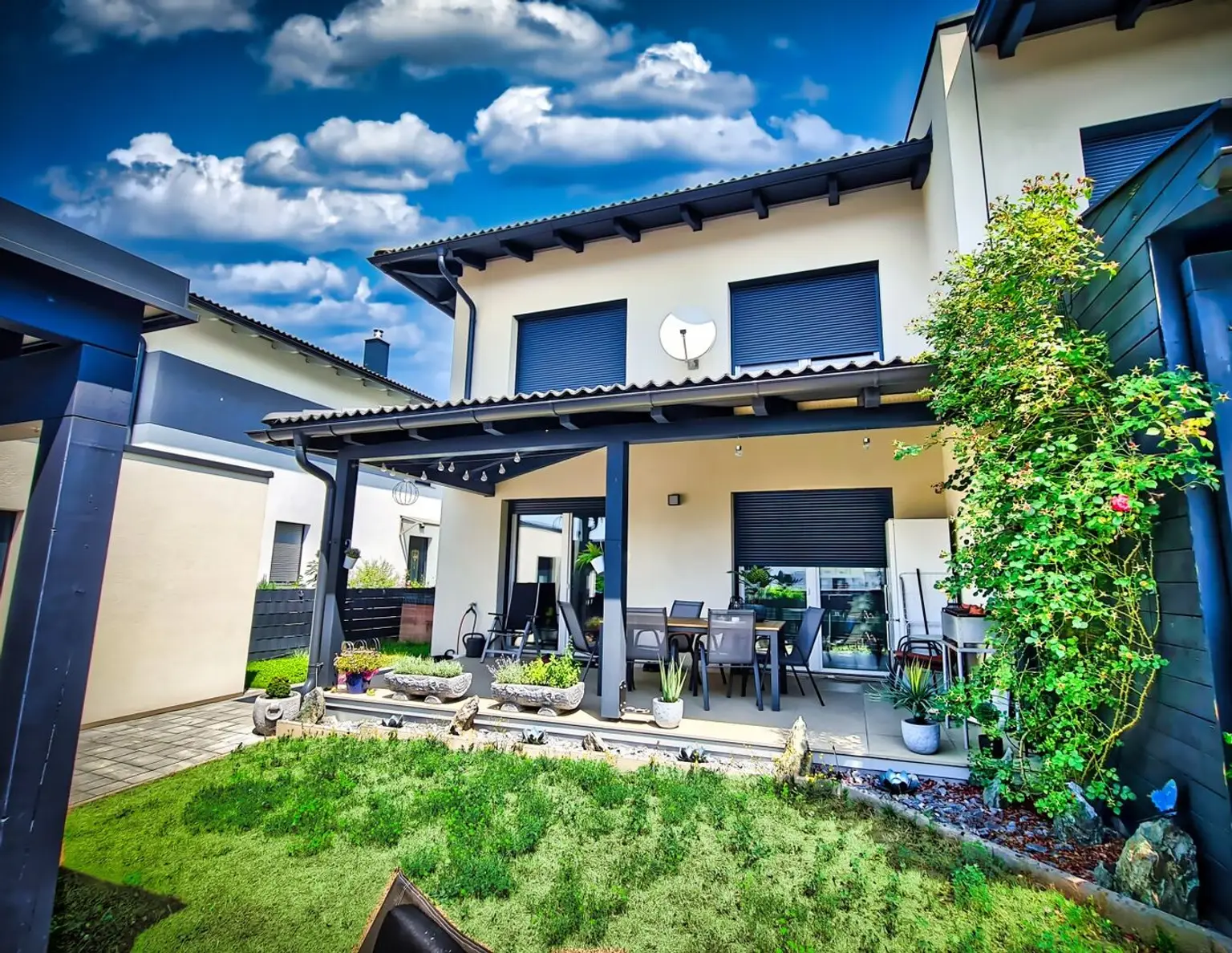 Moderne Doppelhaushälfte zum Mieten in Klagenfurt