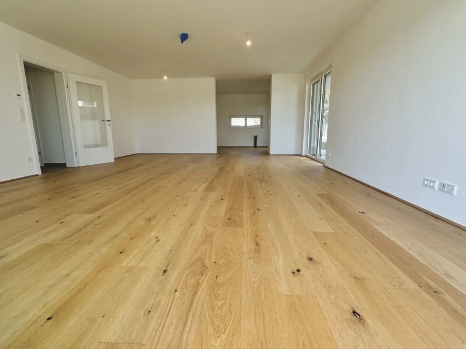 Gartenwohnung Nähe Mühlwasser! 4 Zimmer möglich! In 9 Minuten öffentlich zur U2 Aspernstraße! Provisionsfrei für den Käufer!