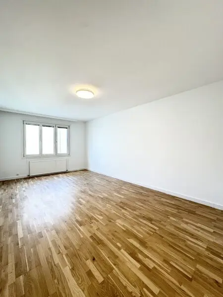 Exklusives Wohnerlebnis in Wien – Großzügige Eigentumswohnung mit Balkon