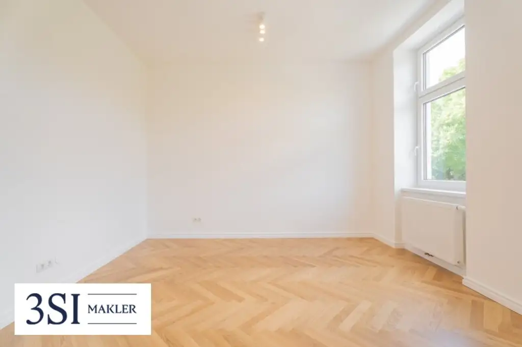 Erstbezug in ruhiger Lage mit Grünblick – sanierte Altbauwohnung am Laubeplatz