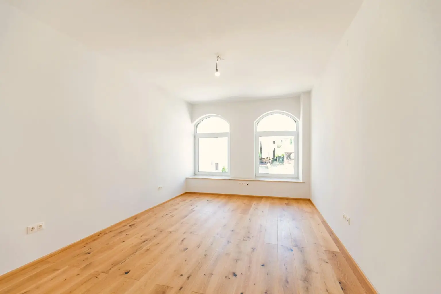 Ankommen & Aufatmen – Modern Wohnen mit Terrasse