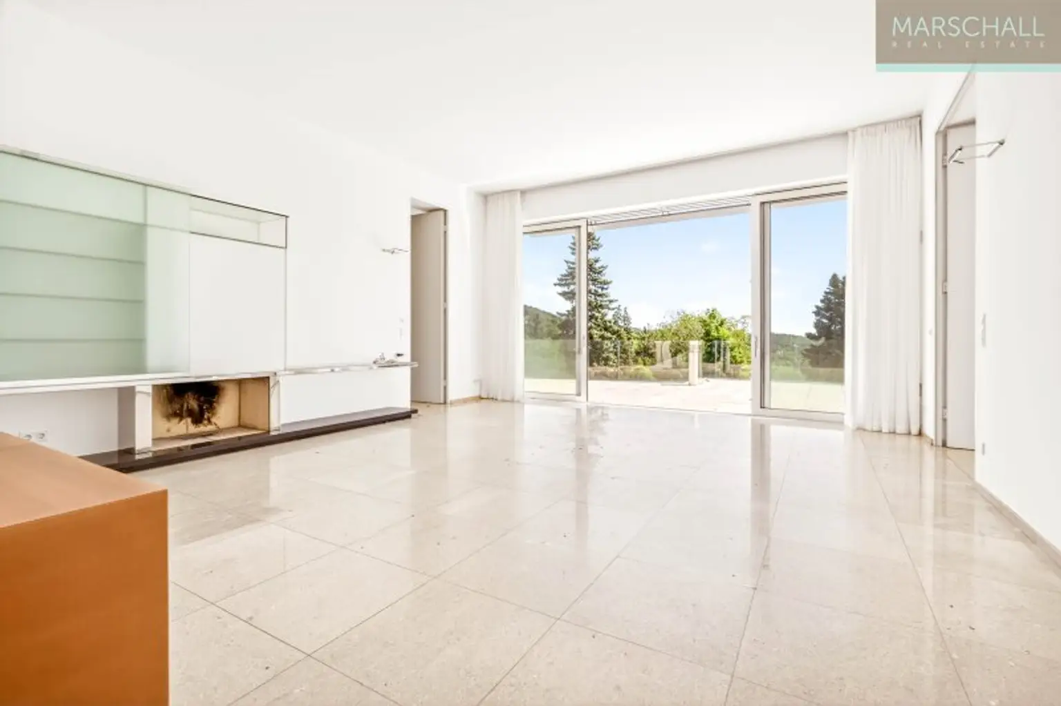 Elegantes Anwesen mit großzügigem Grundbesitz (11.045 m²) zur Vermietung