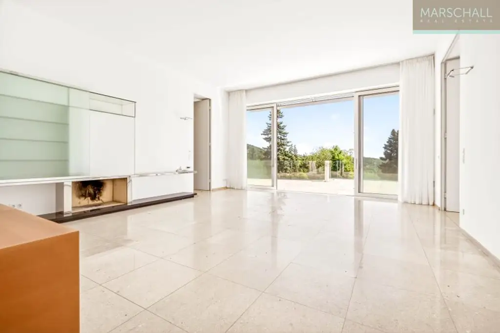 Elegantes Anwesen mit großzügigem Grundbesitz (11.045 m²) zur Vermietung
