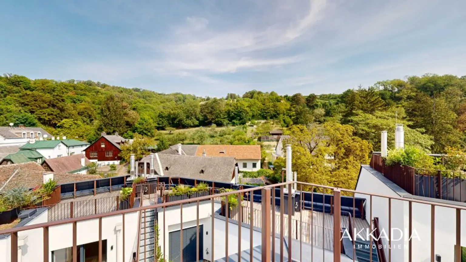 ZUR SCHÖNEN AGNES – Exklusive 5-Zimmer-Dachgeschoss-Maisonette mit 3 Terrassen im grünen Sievering – PROVISIONSFREI