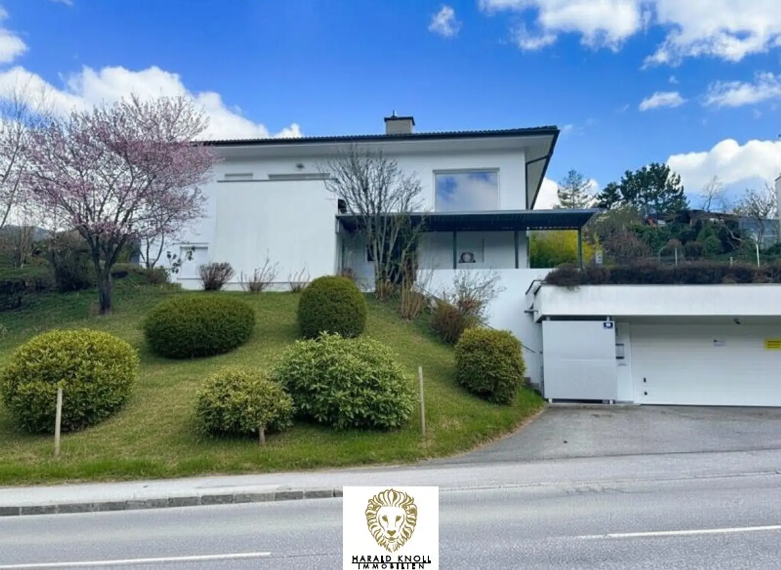 Charmantes Einfamilienhaus mit zwei Gärten und Panoramablick in Aldrans