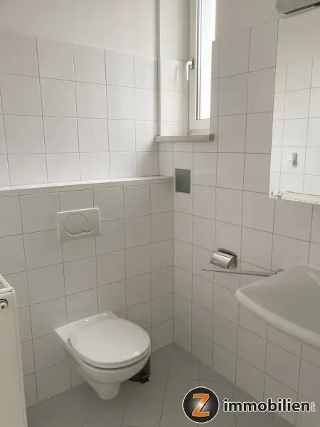 Oberwart Zentrum: Schöne Altbauwohnung!