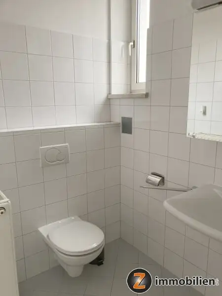 Oberwart Zentrum: Schöne Altbauwohnung!