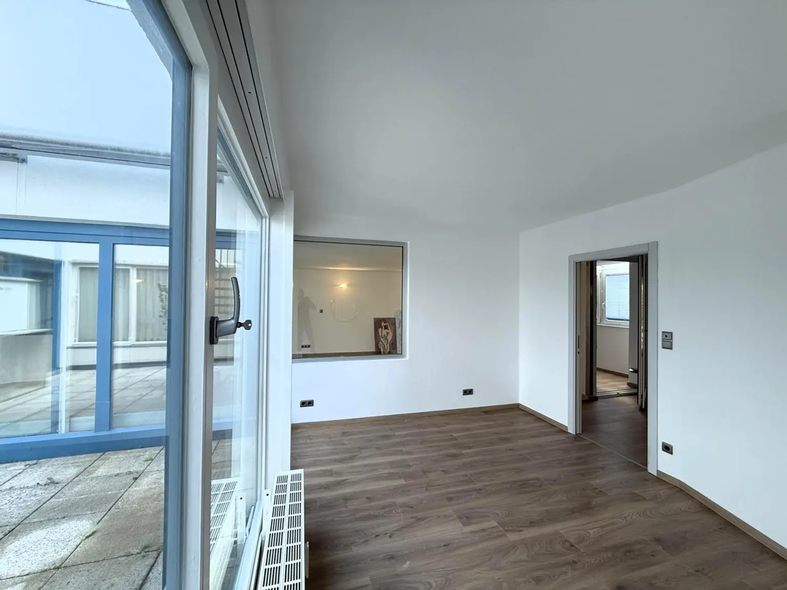 Modernes Atelier, Loft, Dachterrasse im Neunzehnten // Modern Studio, loft, roof terrace in the nineteenth //