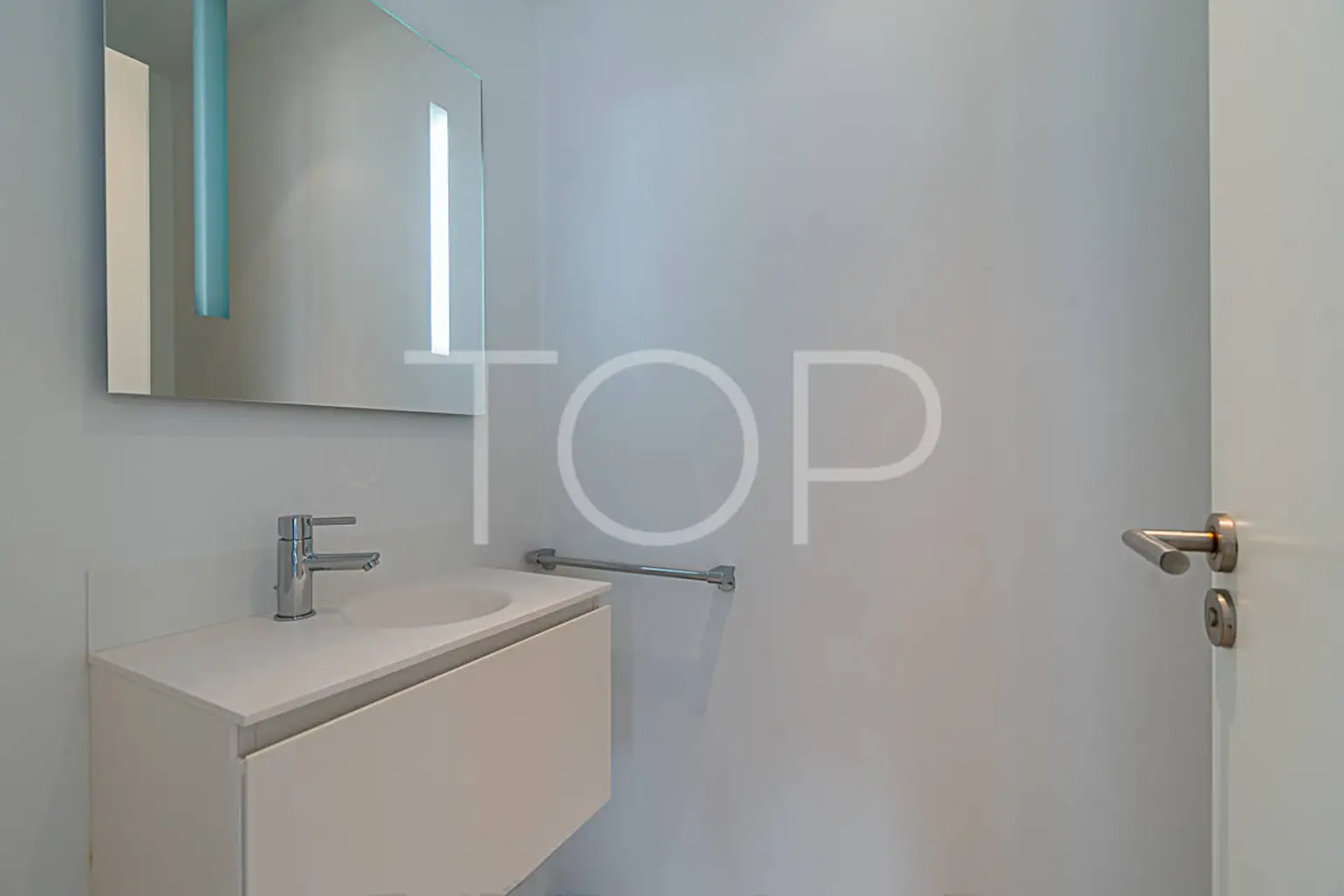 Apartment-Baobab-Toilet-Tenerife