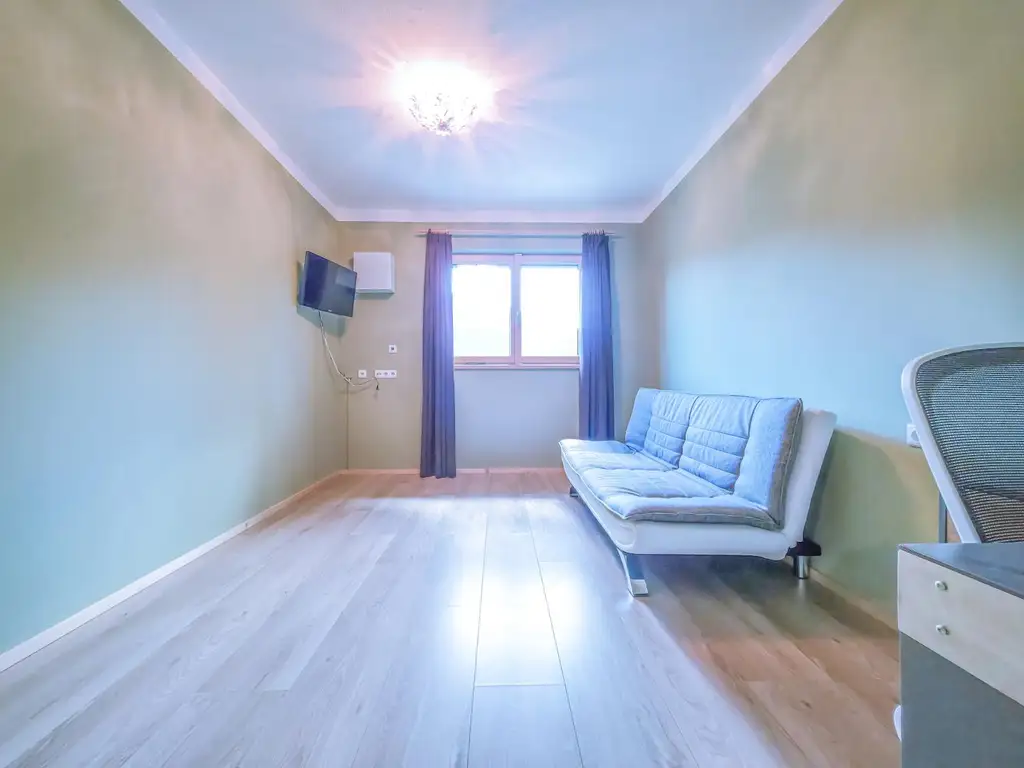 Fritzens: Doppelhaushälfte mit Terrasse, Freisitz & neuer PV-Anlage