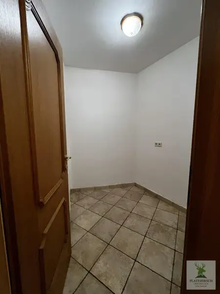 Einzigartiges Liebhaberobjekt mit toskanischem Flair, riesigem Garten, herrlichem Wintergarten, in Prottes - 35 Min von Wien - 8 Minuten von Gänserndorf