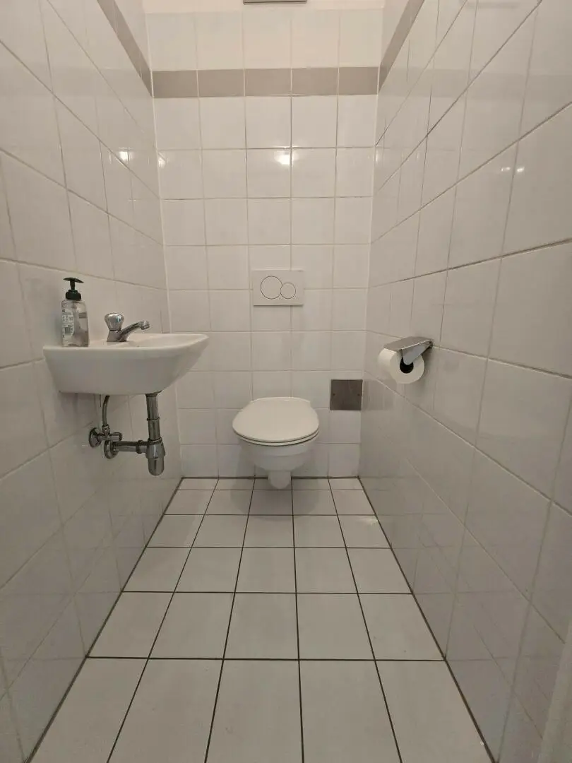 Helle 2 Zimmer Wohnung mit Parkplatz TU/UNI GRAZ Innenstadt- Nähe - ab sofort!