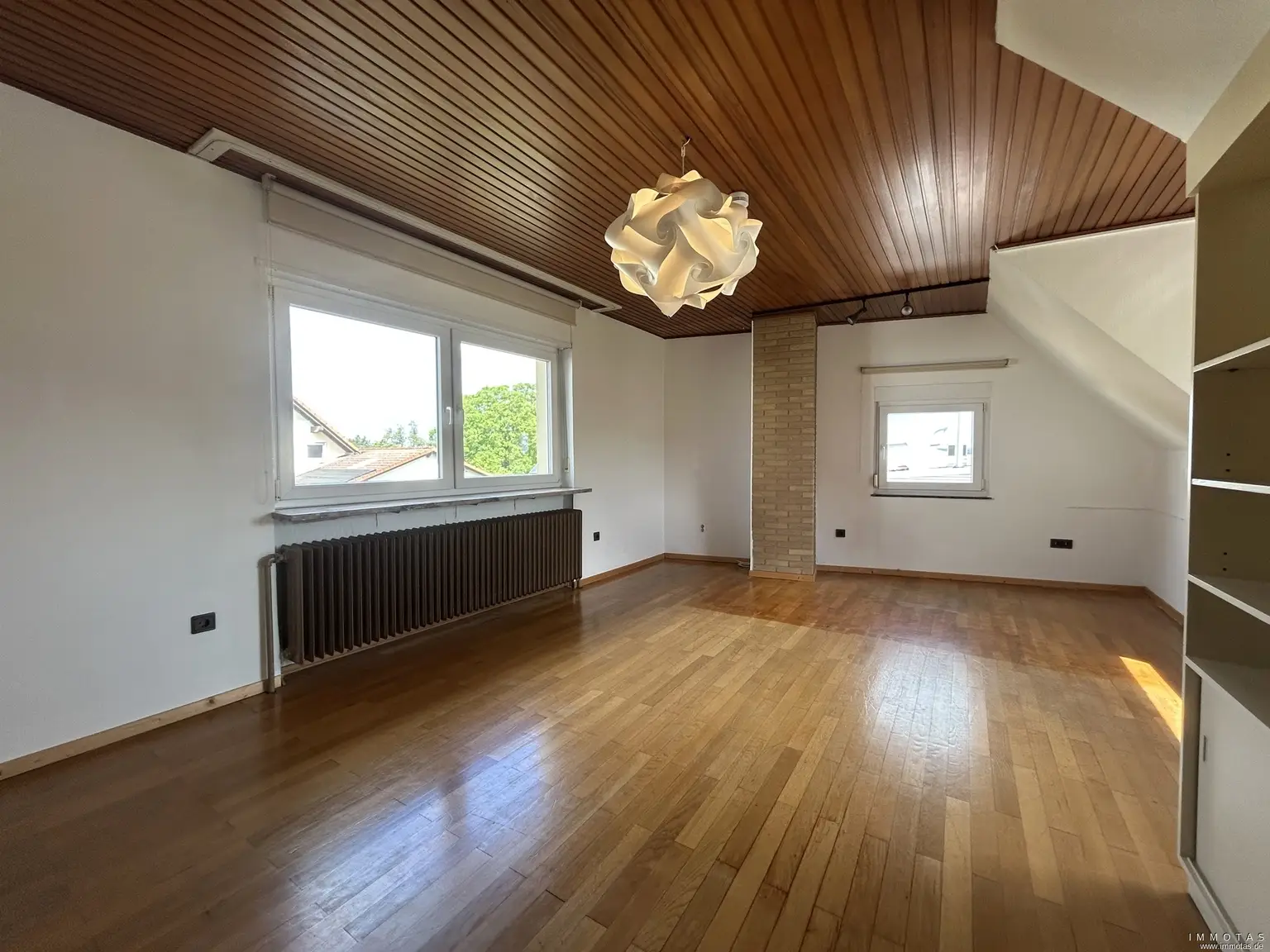 Schlafzimmer DG