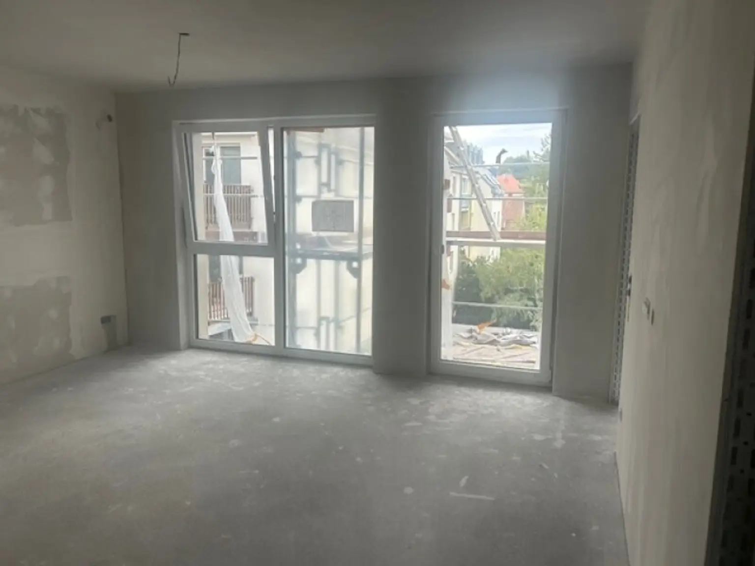 Neubauwohnung Erstbezg Dachgeschosswohnung..Gutschein für Küche von 2.000€ bei Home&Life Design Studio einbezahlt