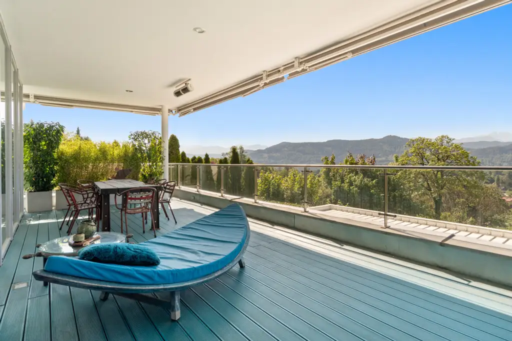 Architektenvilla mit Seeblick