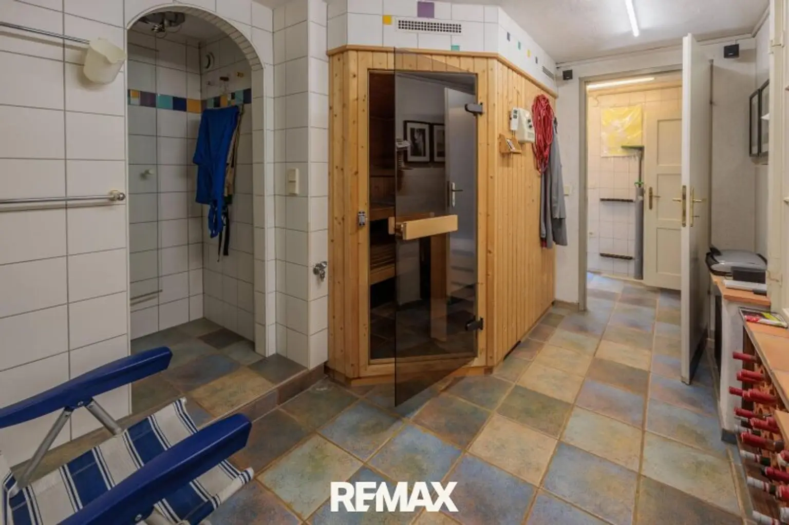 Keller Sauna