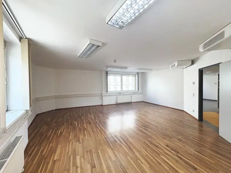 Büro 2 I