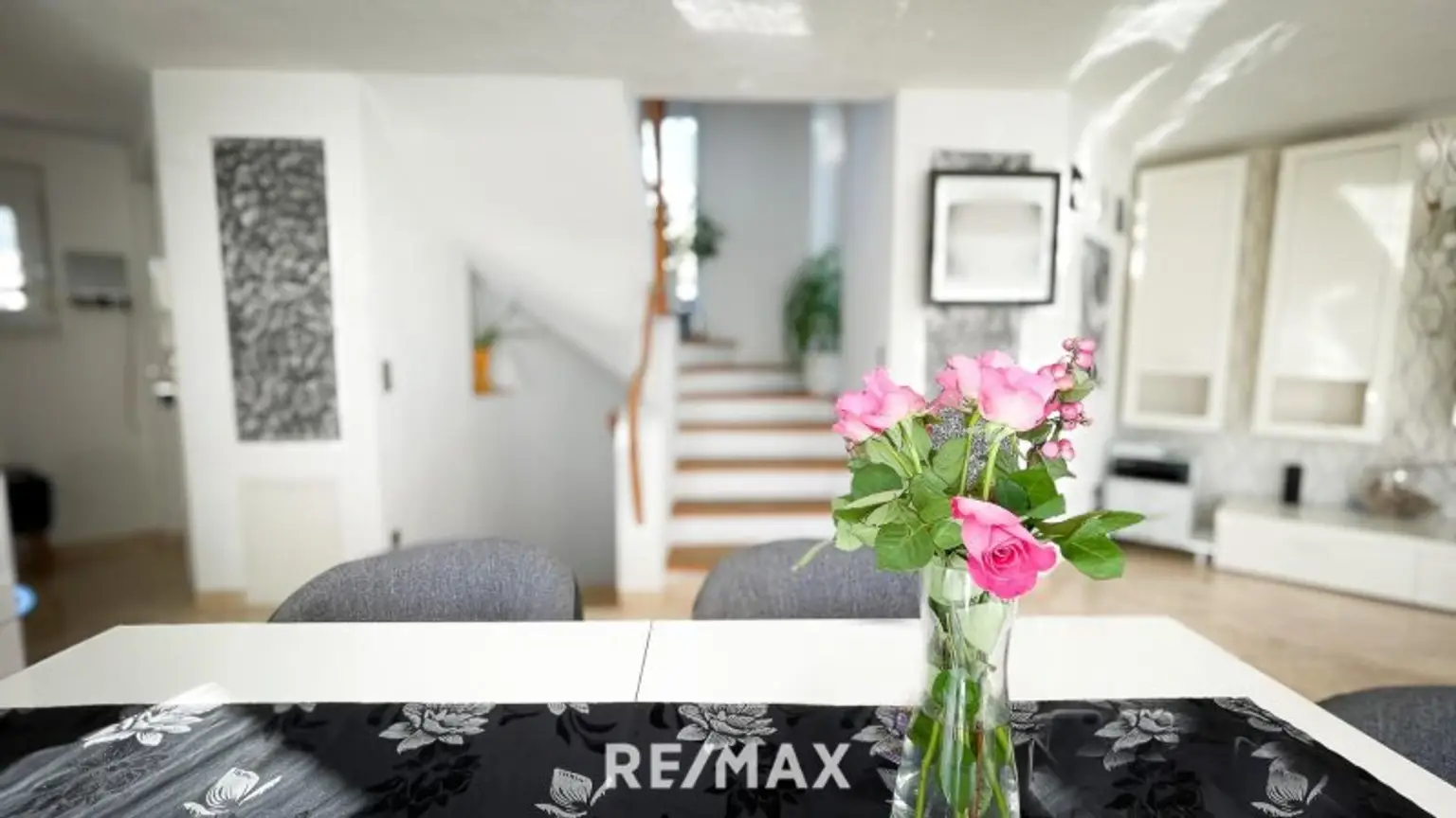 Absolute Ruhelage/Haus mit wunderschönem Garten!