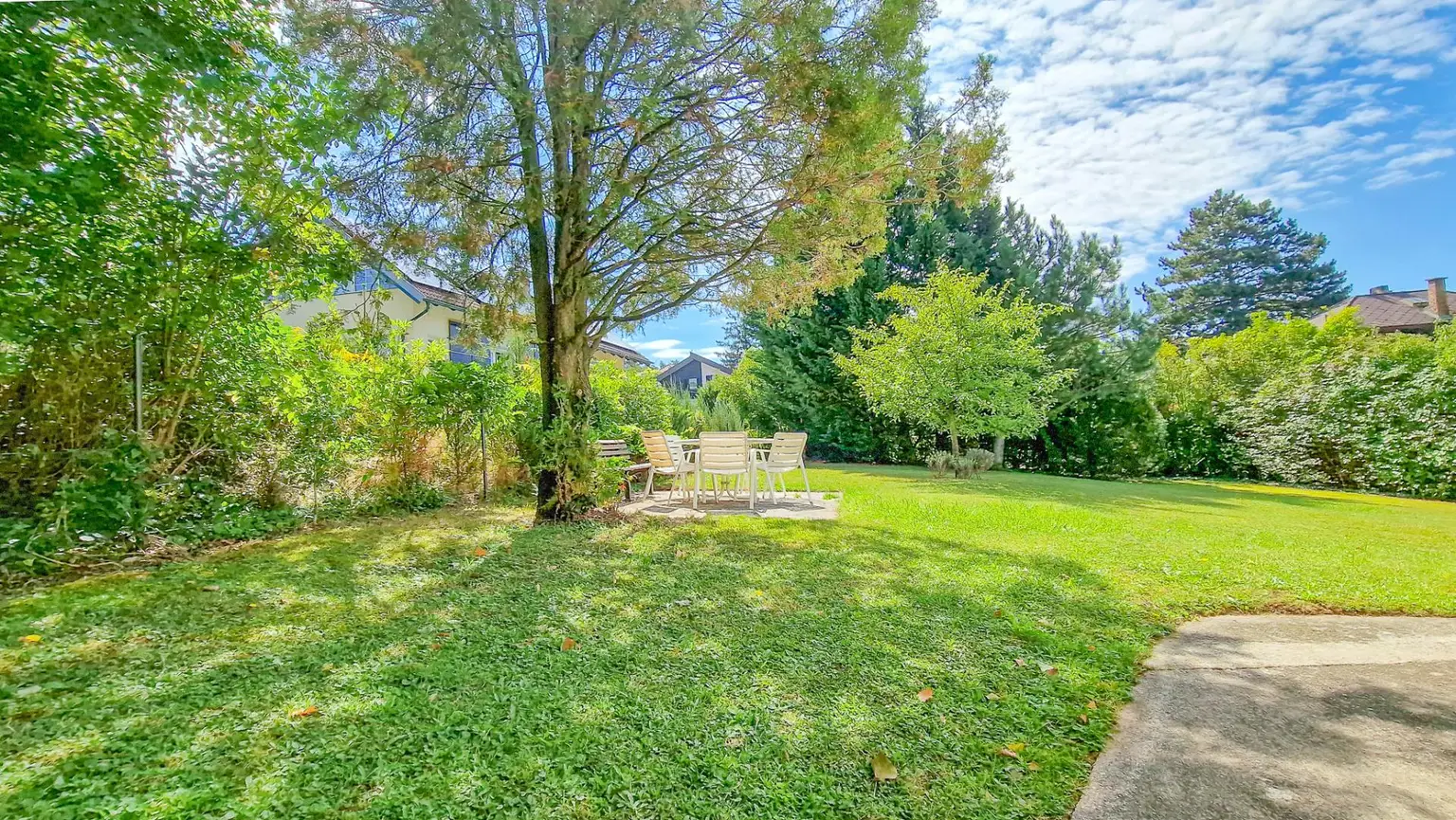 Grünruhelage am Wolfersberg. Einfamilienhaus mit großem Garten, traumhafter Fernsicht und großem Erweiterungspotenzial