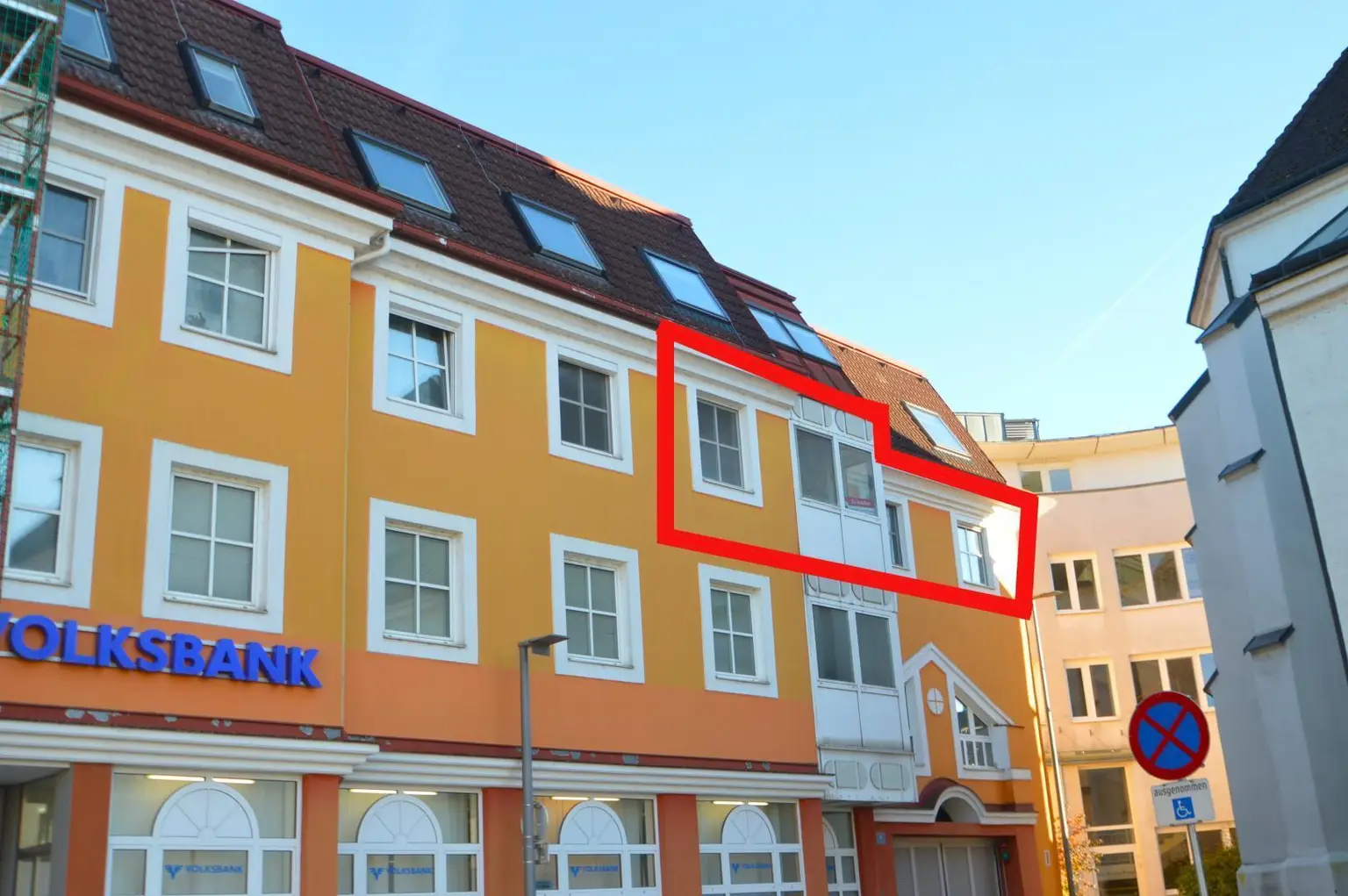 Wohnung mit Tiefgaragenplatz