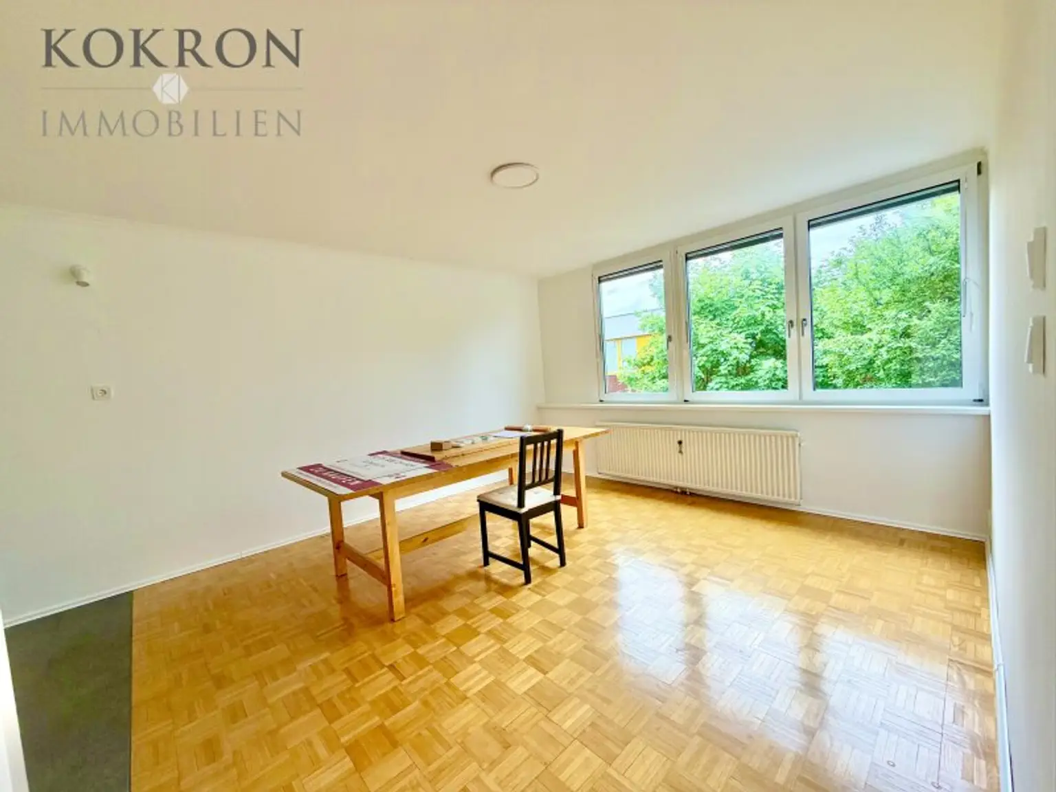 Wohnküche / Esszimmer mit Grünblick