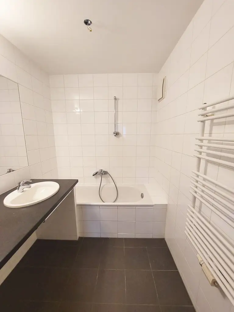 Moderne 2-Zimmer-Wohnung im 13. Bezirk!