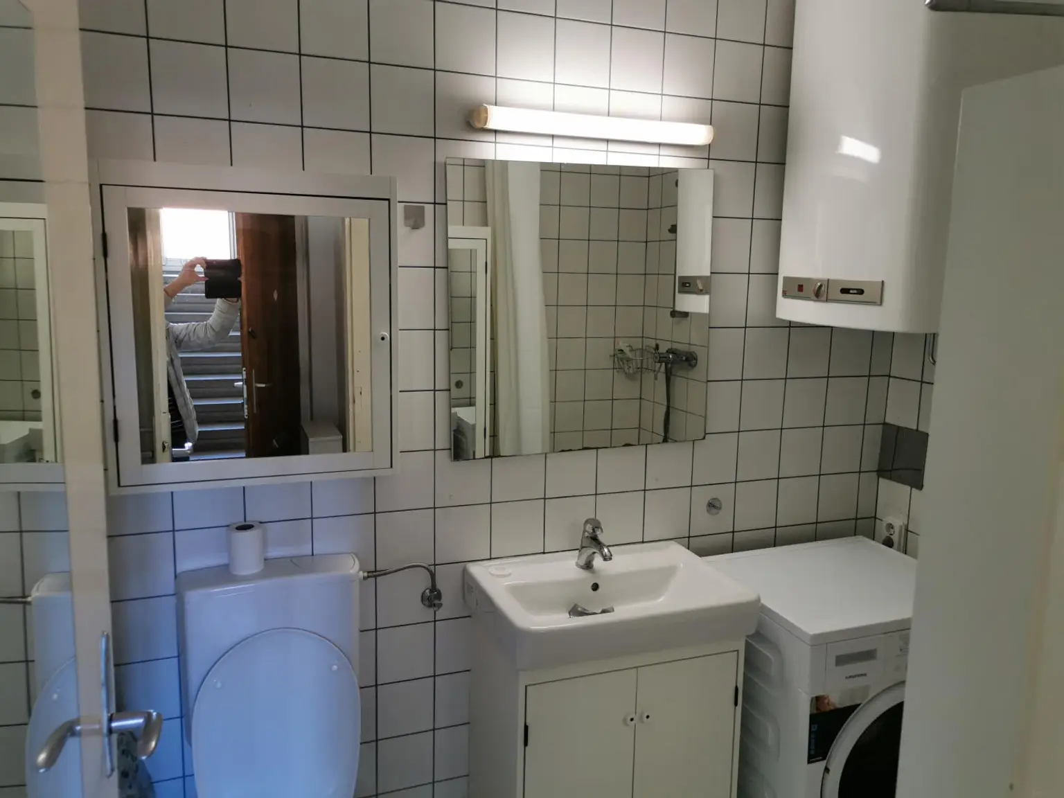Graz/Geidorf, Ideale Singlewohnung mit Balkon und möblierter Küche
