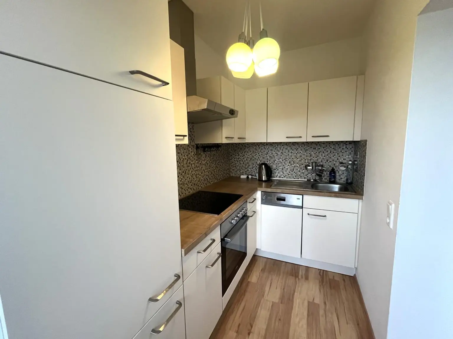 Zentral gelegen: 3-Zimmer-Wohnung mit herrlicher Loggia