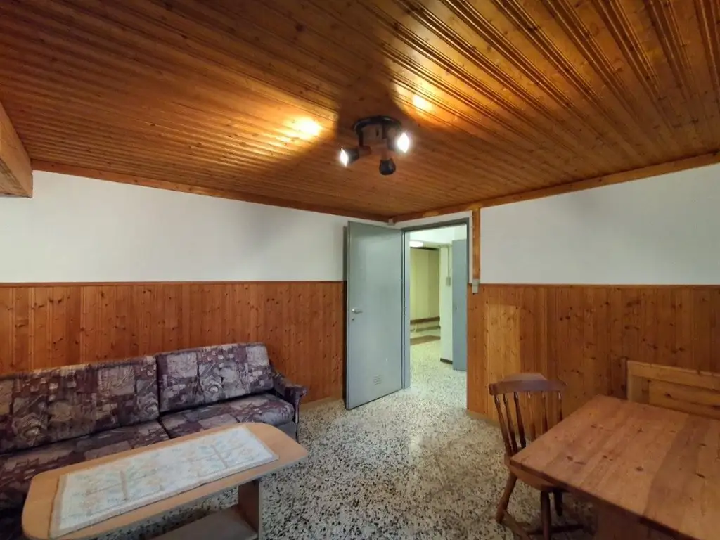 "Miethaus mit Terrasse und Garten - Breitenlee - Neuessling"