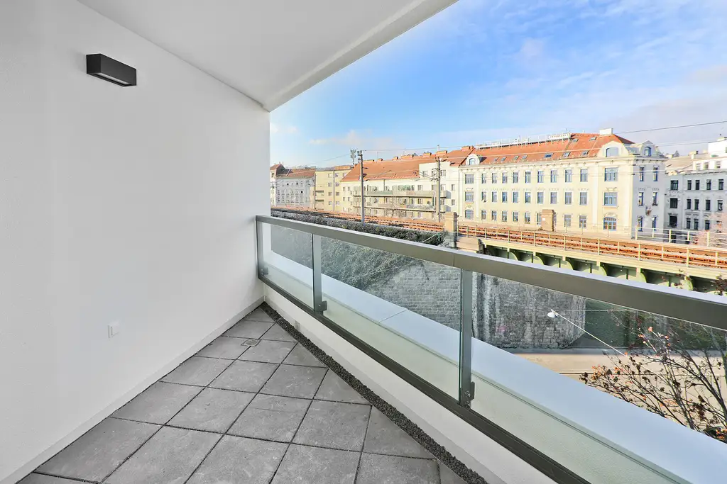 Herbstaktion: 3,5 % Rendite – Erstbezug-Vorsorgewohnung mit 2 Zimmern & Loggia in Hernals