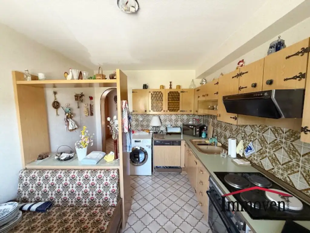 Helle 3-Zimmerwohnung mit Loggia und Parkplatz!