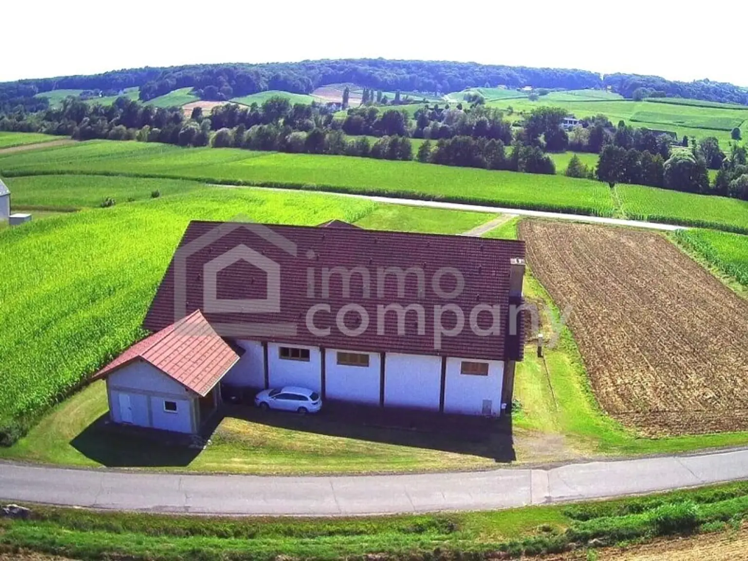 Platz zur Entfaltung! Ca. 818m² Anwesen mit Potential