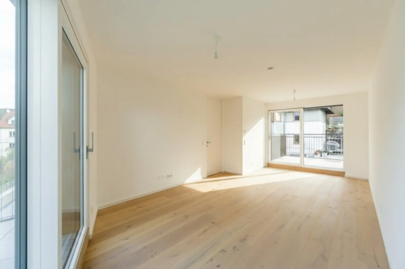 Zimmer 3 mit zwei Balkonen