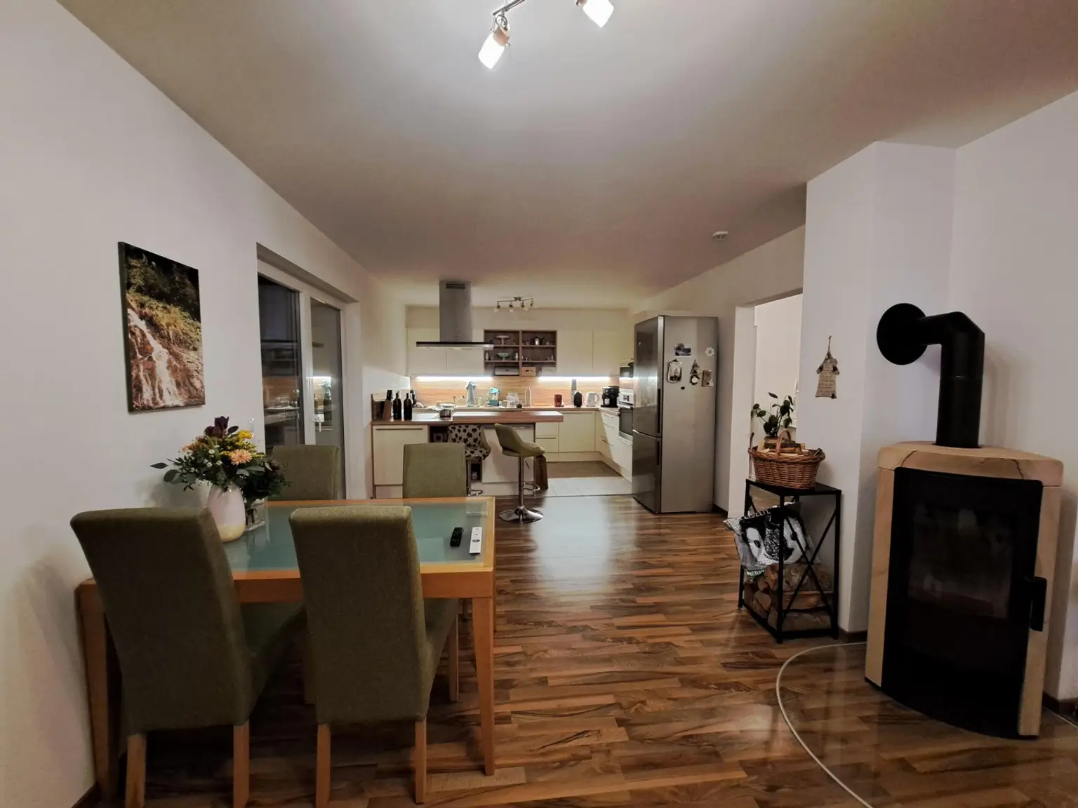 Küche - Essbereich - Schwedenofen