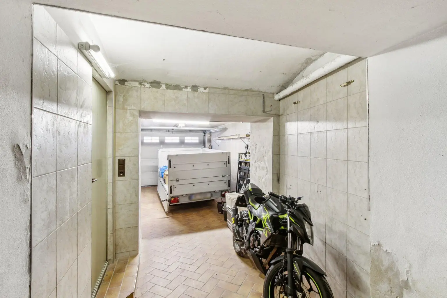 Doppelhaushälfte mit Garten im Jugendstilhaus