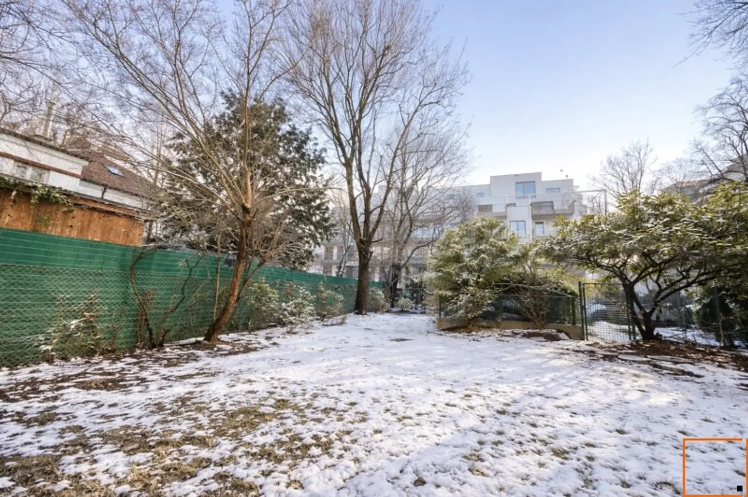 Die Gartenansicht aus einer zweiten Perspektive